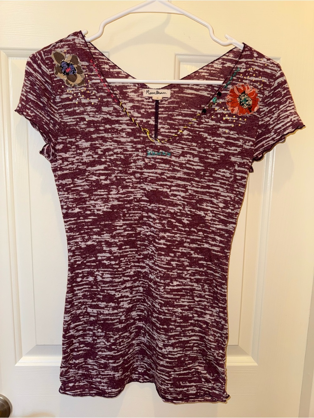 Women's Maroon Space-Dye V-Neck Short Sleeve Top with Embroidered Floral Detail
